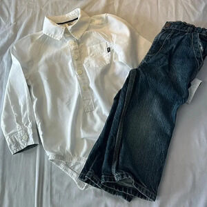 OshKosh B'gosh - 2 piece toddler  outfit/set. Size 24 months